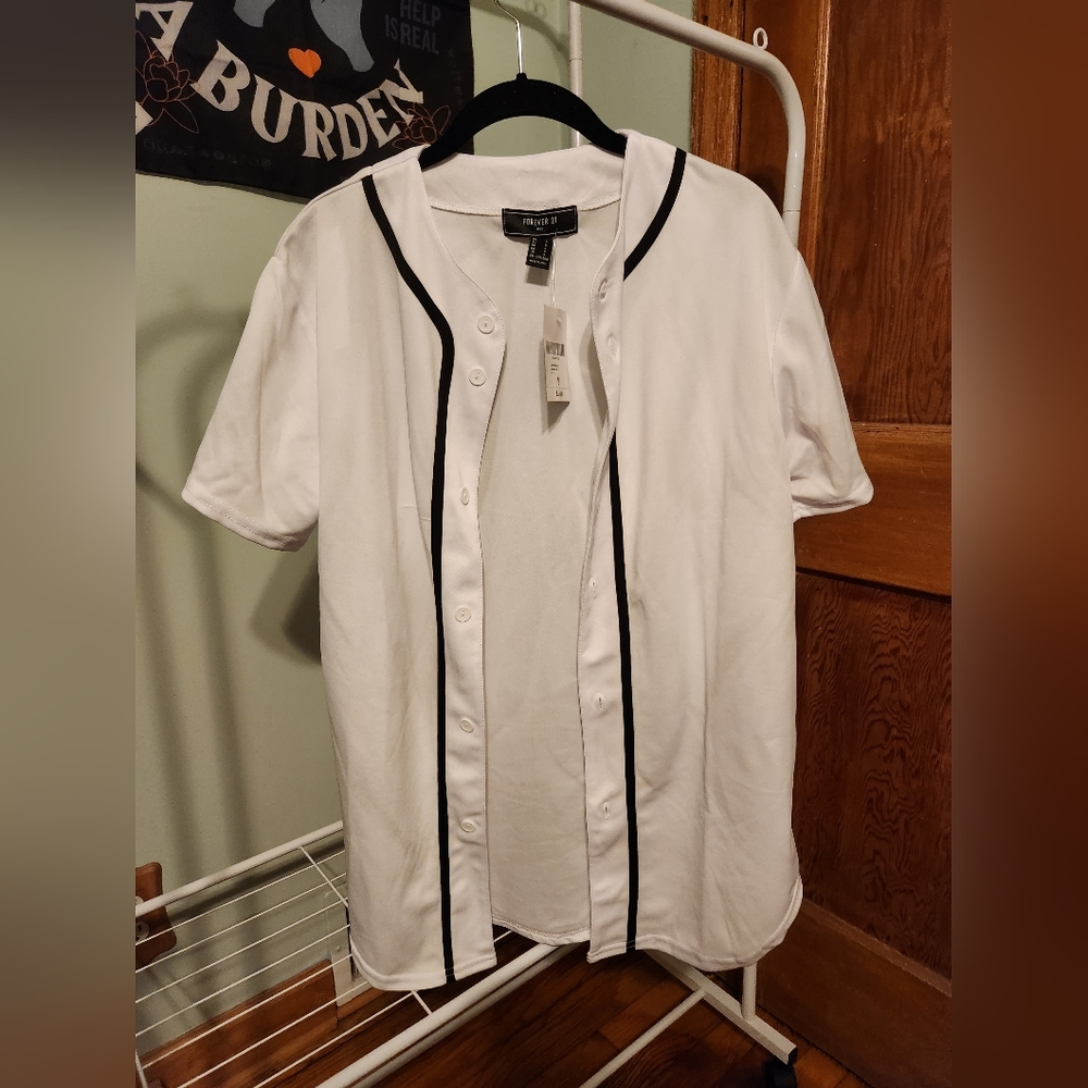 Forever 21 Men's Buttoned Shirt